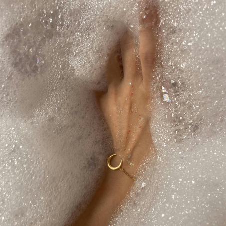 هل الصابون مضر للبشرة؟