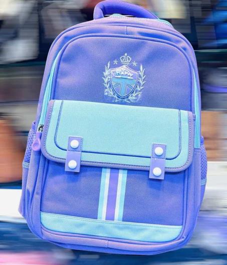 - حقيبة للبنات والأولاد