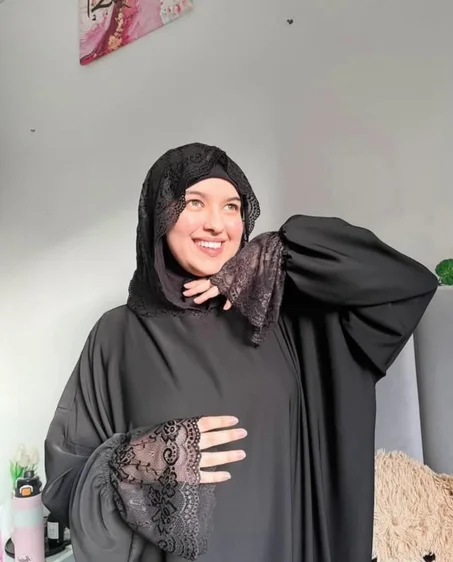 عباية مع فولار للصلاة من قطعتين