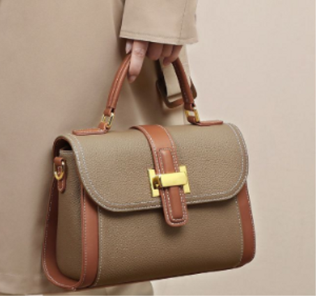 ملابس و اكسسوارات