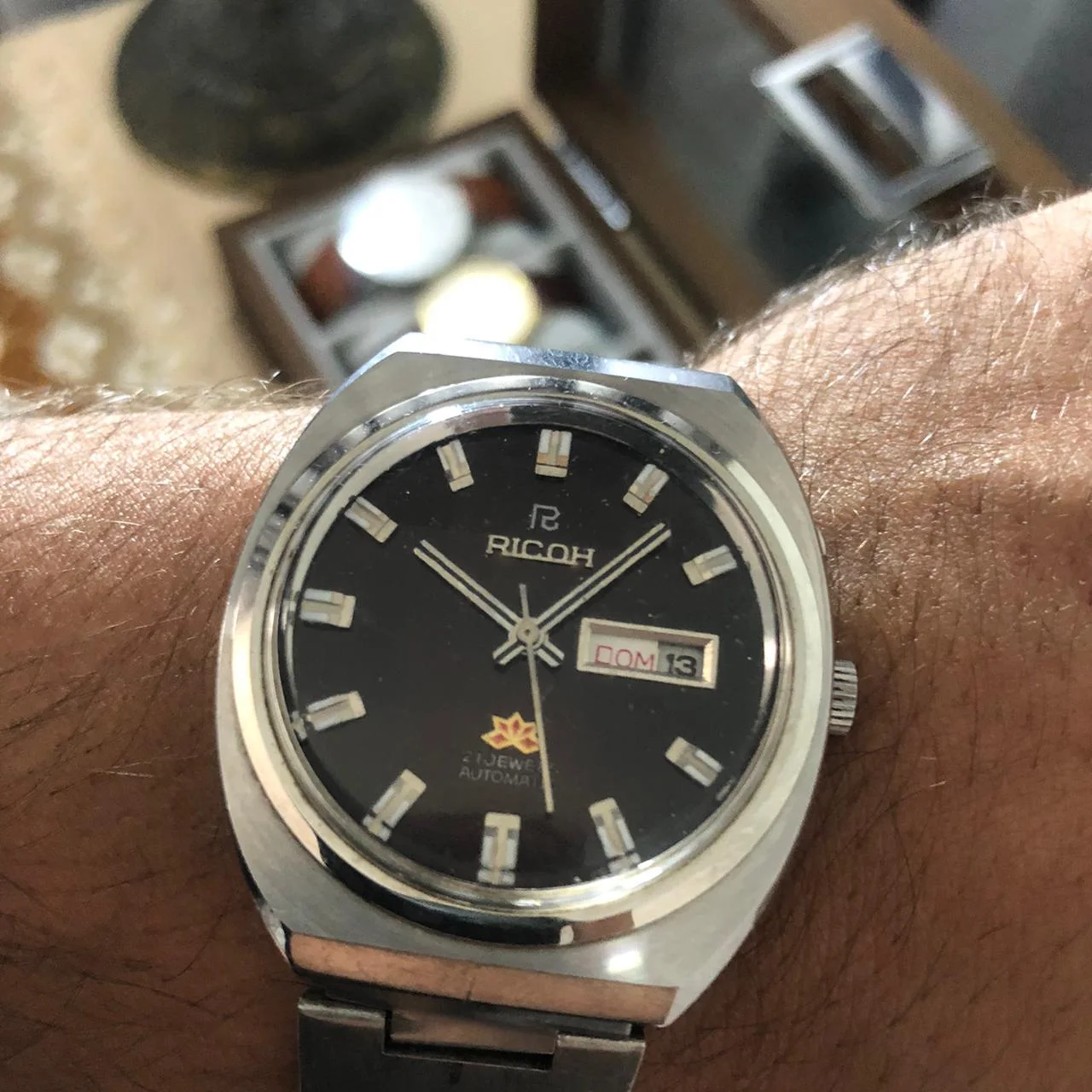 ⌚✅Ricoh ✅Ricoh Crystal 909 Automatic 61909A 21 Jewels Vintage Day