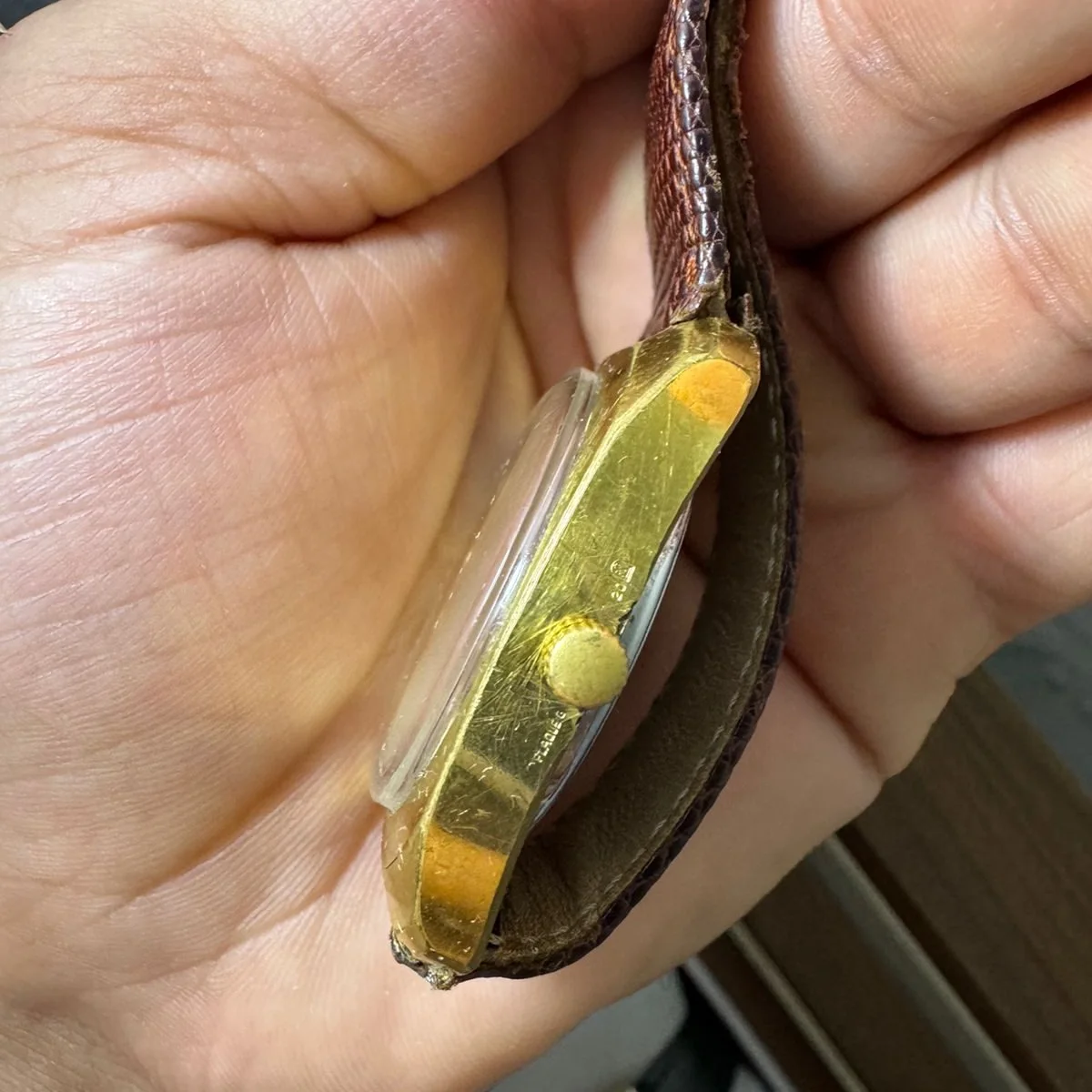 ⌚️montre est un modèle vintage de la marque suisse Thermamed, datant principalement des années 1970