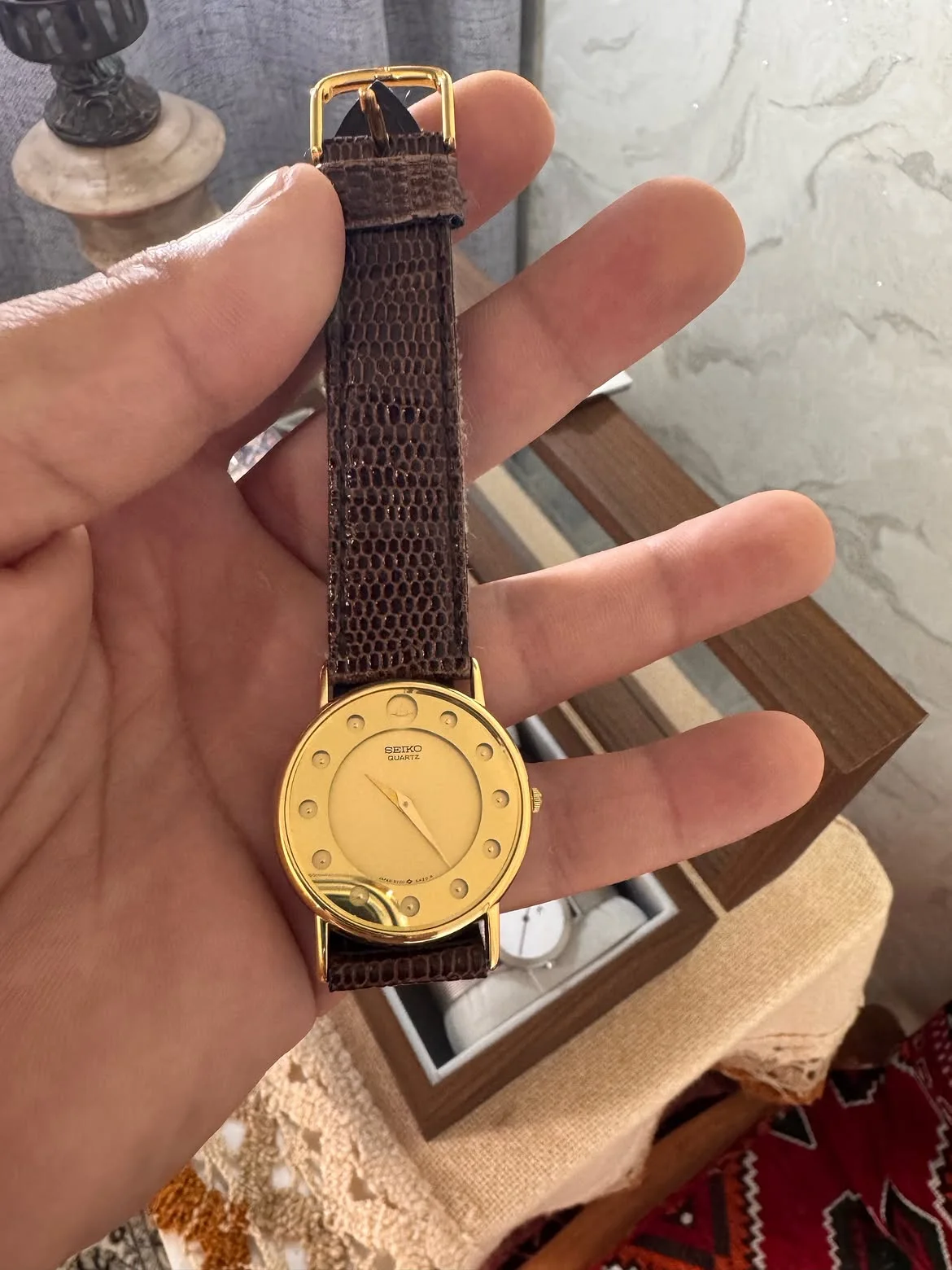 ⌚️ montre vintage est une Seiko Quartz, 1990 plus précisément le modèle de référence 5Y30-5150.