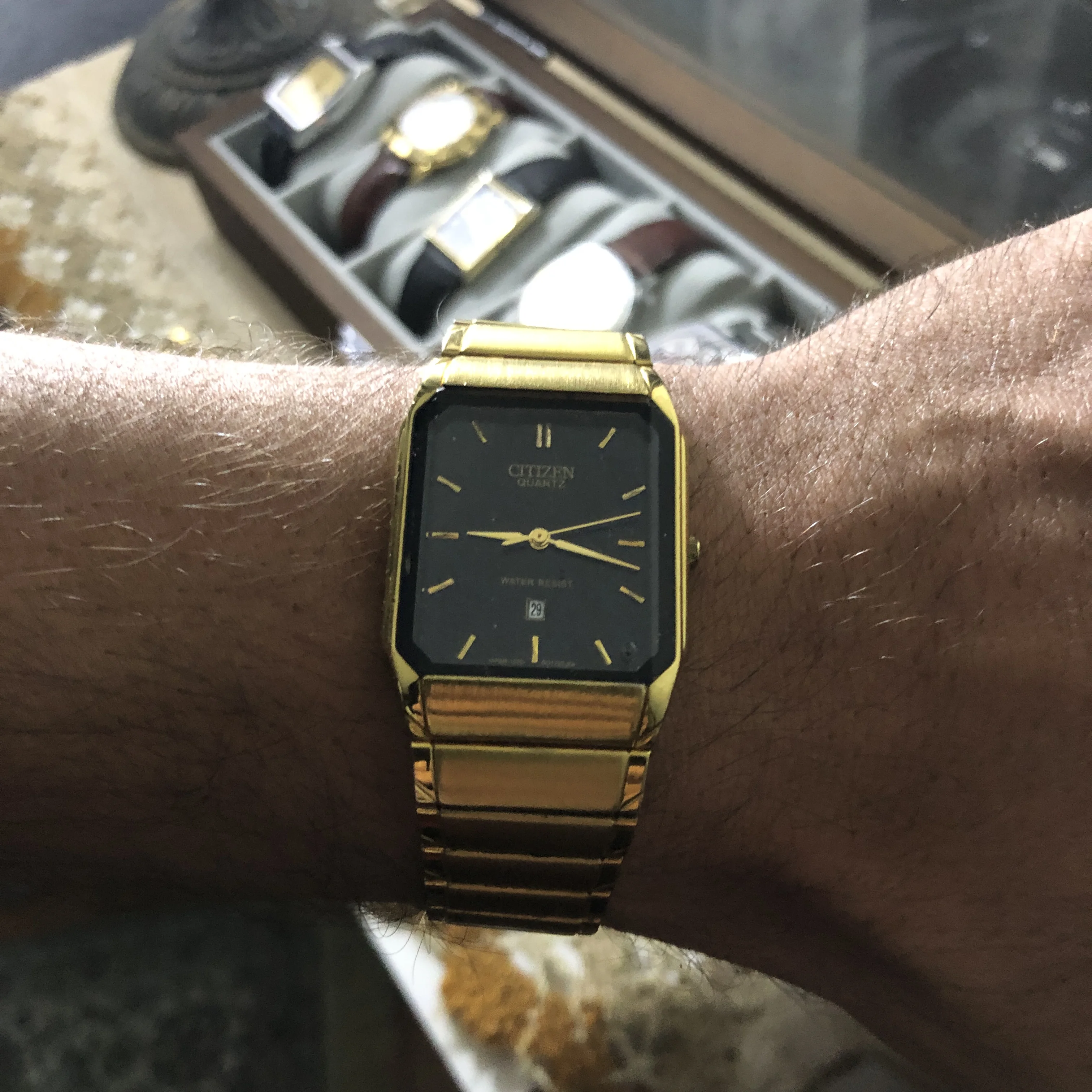 ⌚❌Citizen ❌ Vintage Citizen CQ Watch Men Gold Tone Black Dial