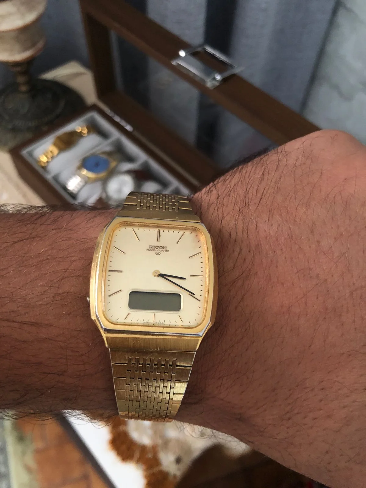 ⌚✅c ✅EXCELLENTE RARE MONTRE À QUARTZ VINTAGE RICOH TON OR ANA-DIGI ALARM - FONCTIONNE TRÈS BIEN