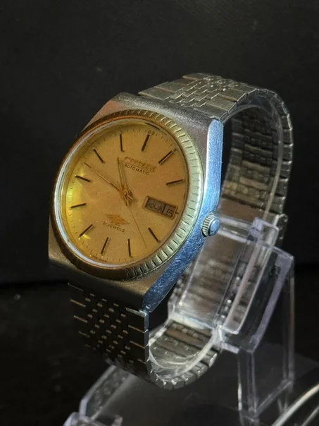 Vintage 1993 Citizen Automatic 8200 Day-Date Japanese Men's Wrist Watch