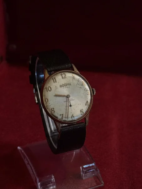 Montre Suisse DOGMA 17Rubis PRIMA année 1950'1960'