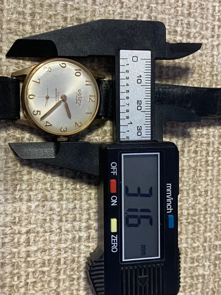 Montre Suisse DOGMA 17Rubis PRIMA année 1950'1960'