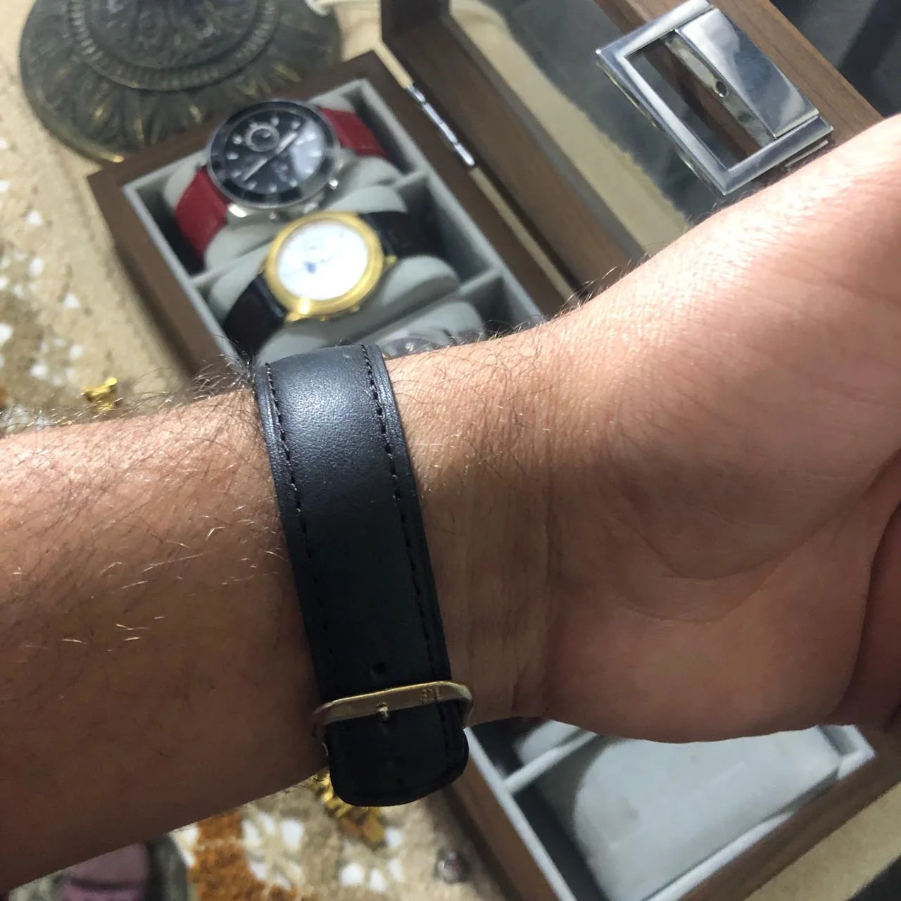 ⌚✅Seiko ✅ Montre vintage Seiko Tank homme ton or cadran noir rectangle 25 mm