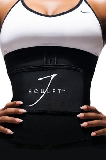 خصر منحوت، عرق بلا رحمة، وجسم كيشدّ الأنظار… مع JSCULPT!