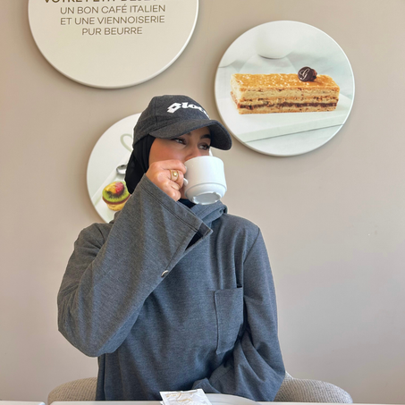 tenue de sport gris charbon