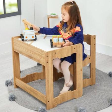Table d'activités pour les enfants