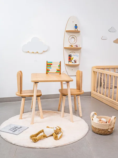 Ensemble Table et 2 Chaises Lapin en Bois Naturel | Design Bunny