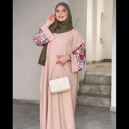 عباية صيفية  خفيفة و أنيقة  2024