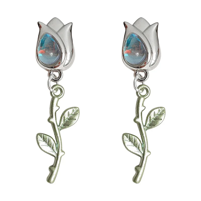Boucles d'oreilles tulipes douces et jolies