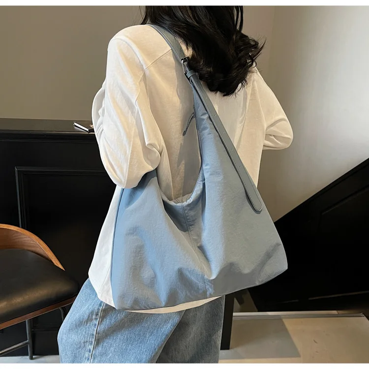 Sac cabas grande capacité de style coréen pour femme