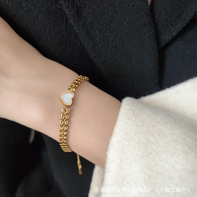 motif blé et cœur pour femme