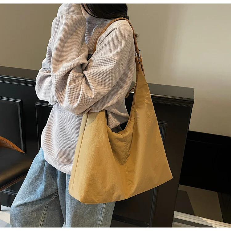 Sac cabas grande capacité de style coréen pour femme