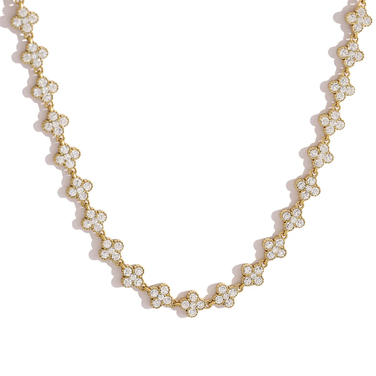 Collier en acier inoxydable doré avec trèfle à quatre feuilles