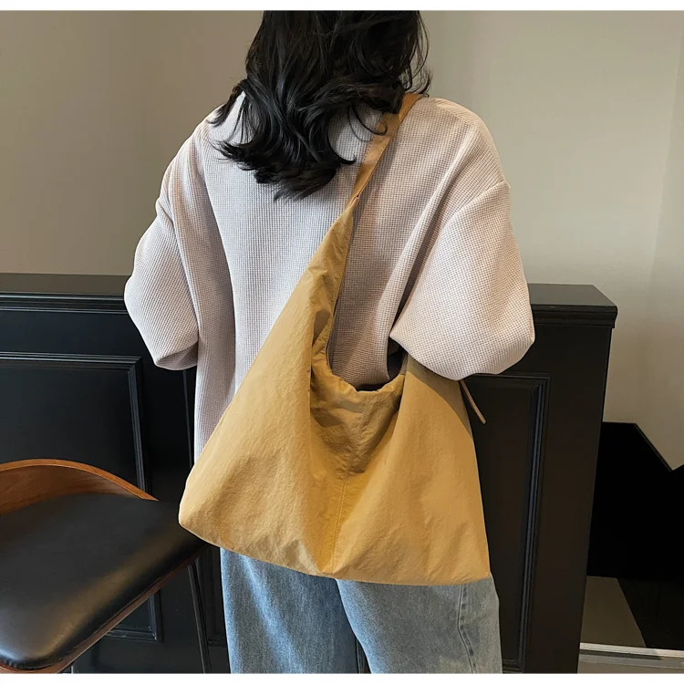 Sac cabas grande capacité de style coréen pour femme