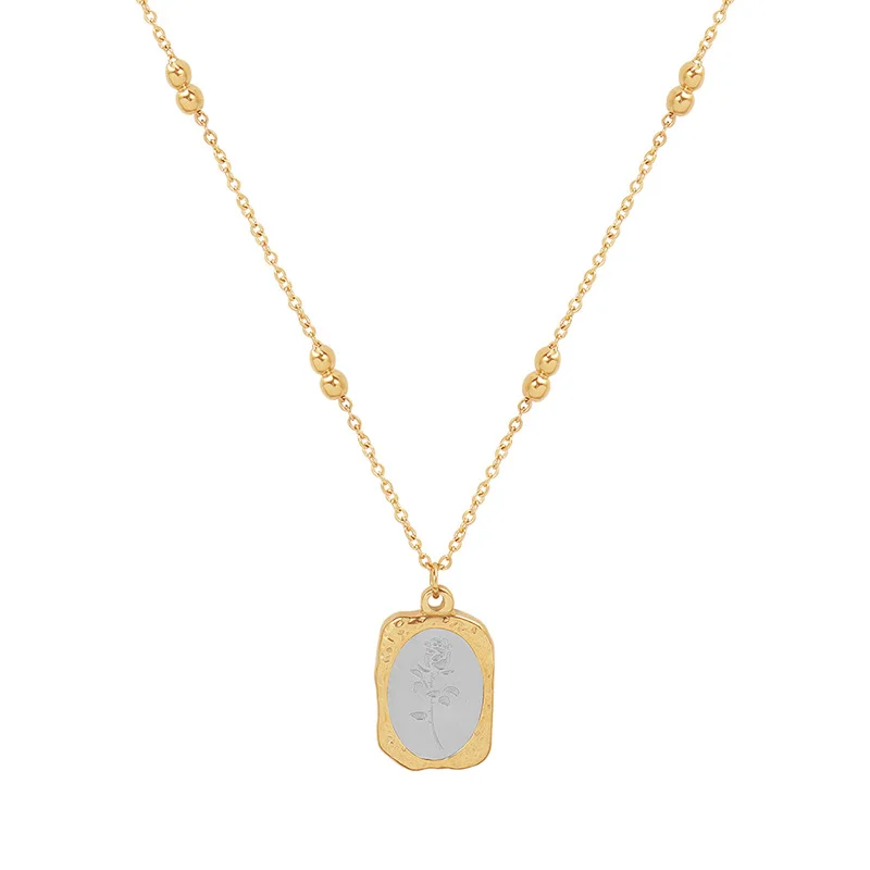 Collier rose miroir magique