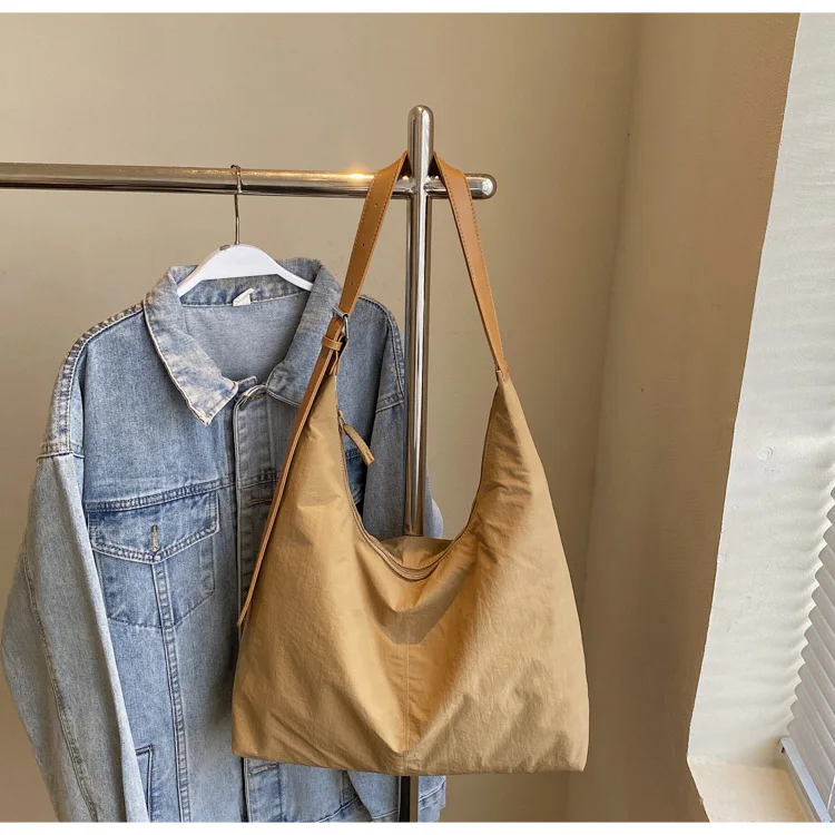 Sac cabas grande capacité de style coréen pour femme