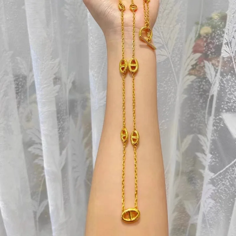 chaîne de clavicule tendance et sophistiquée