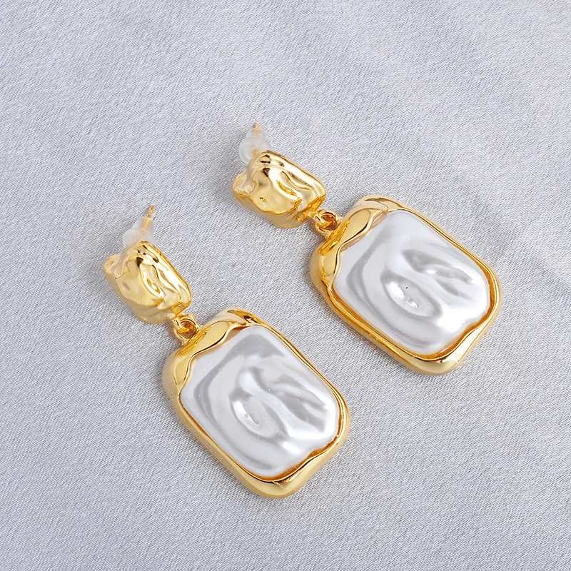 P.c- Boucles d'oreilles métalliques françaises au style élégant et léger