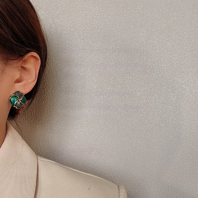 Vc- Boucles d'oreilles à clou géométriques carrées