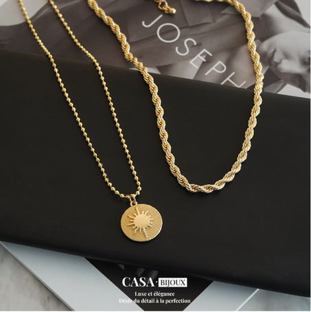 Collier au style romain antique avec une touche européenne et américaine