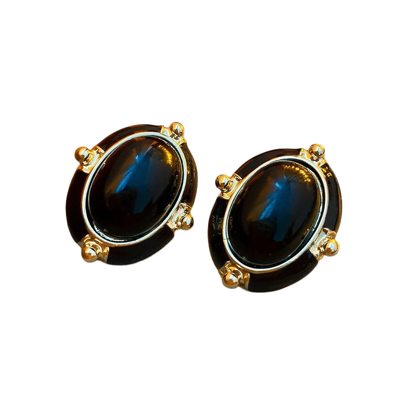 clou ovale en forme de goutte d'huile