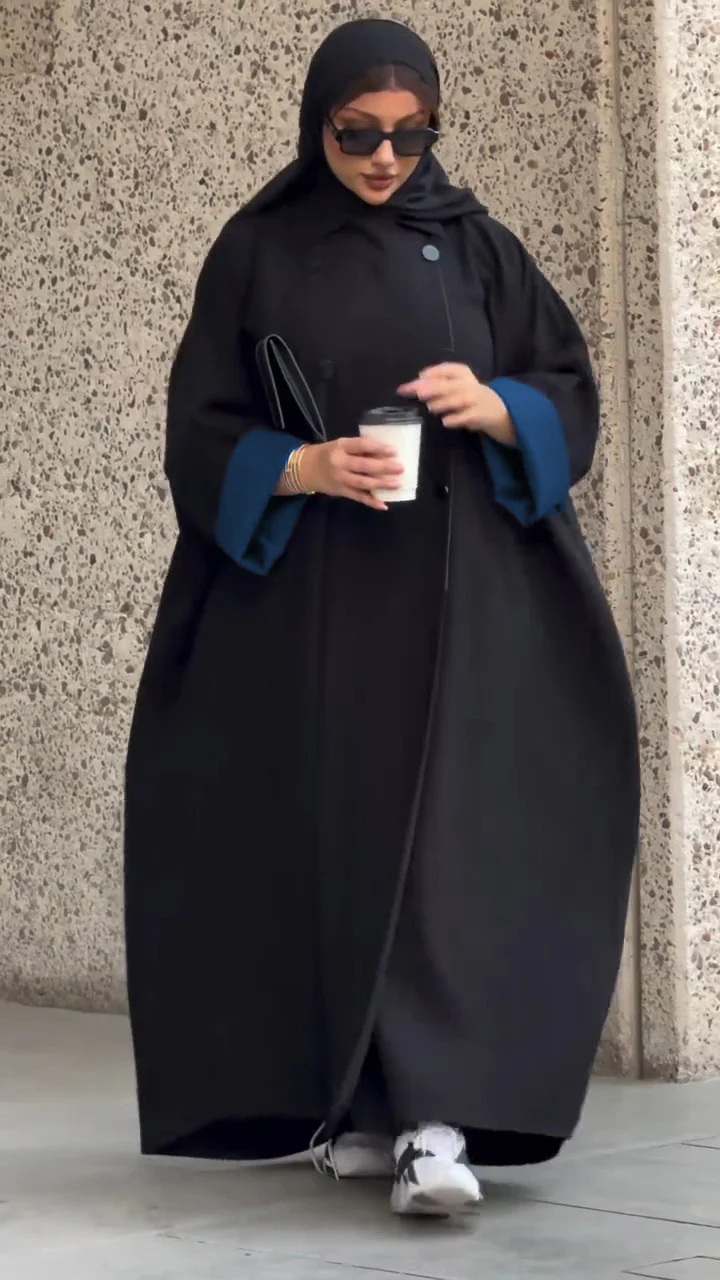 العباية الخليجية ترند هذا الموسم