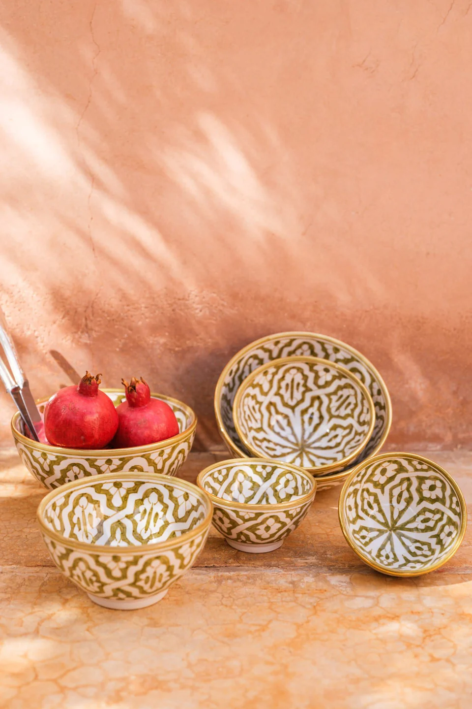 Round Bowls and Salad Bowl – Fassia Khaki Gold
