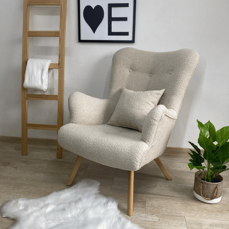 Fauteuil scandinave bouclé avec coussin