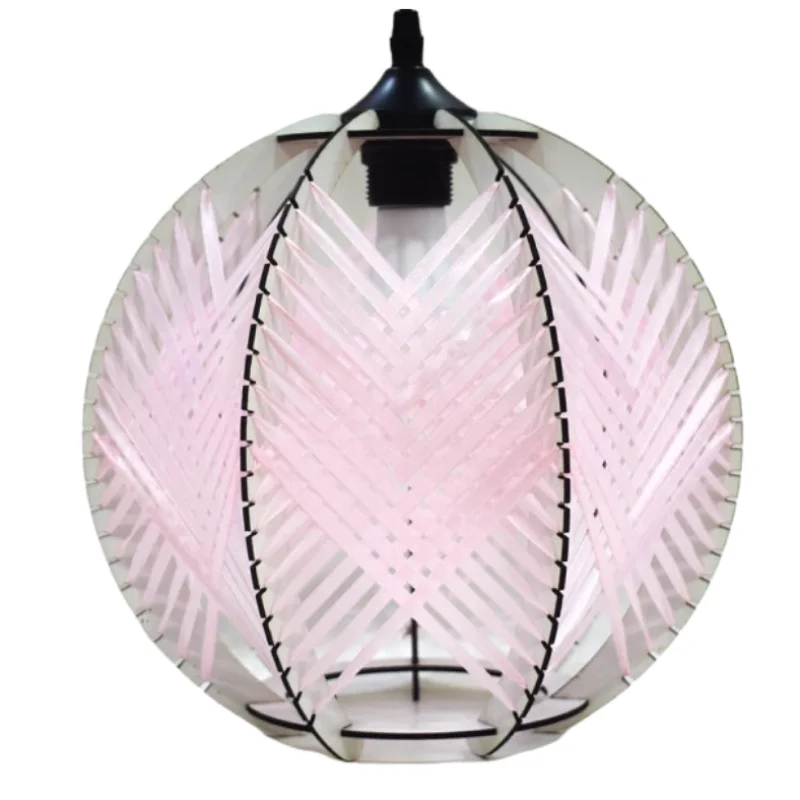 Lustre décoré avec fil
