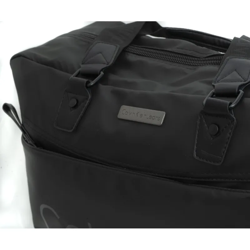 stores/8a7bf4a8087aa8575a7fc155e2f591cc/products/RuR8EnF4UR9ObSB7mMboAI7vEeh9edplbcWLtxtU.webp