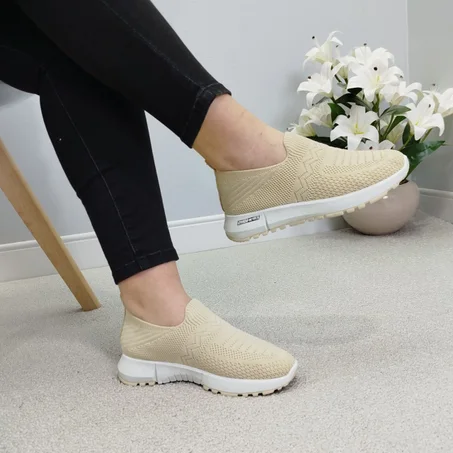 402 -حذاء نسائي طبي 100/100 و خفيف 😍 (copy)