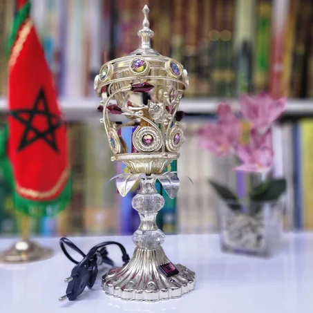 مبخرة كهربائية فاخرة – لمسة من العود تفوح أناقة