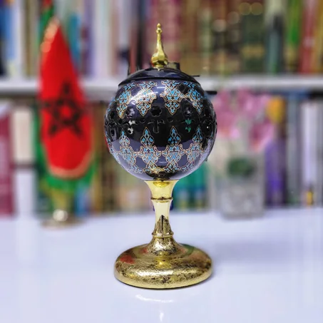 مبخرة كهربائية مزركشة – أناقة التفاصيل وعبق الأصالة