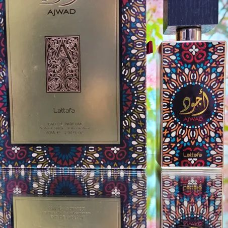 عطر  Ajwad - لطافة