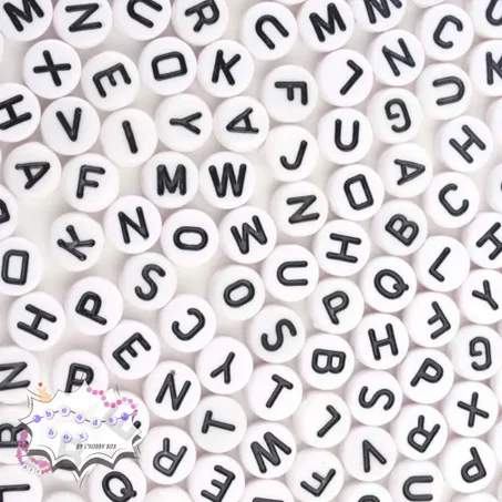 100 Perles Alphabet Noir et Blanc