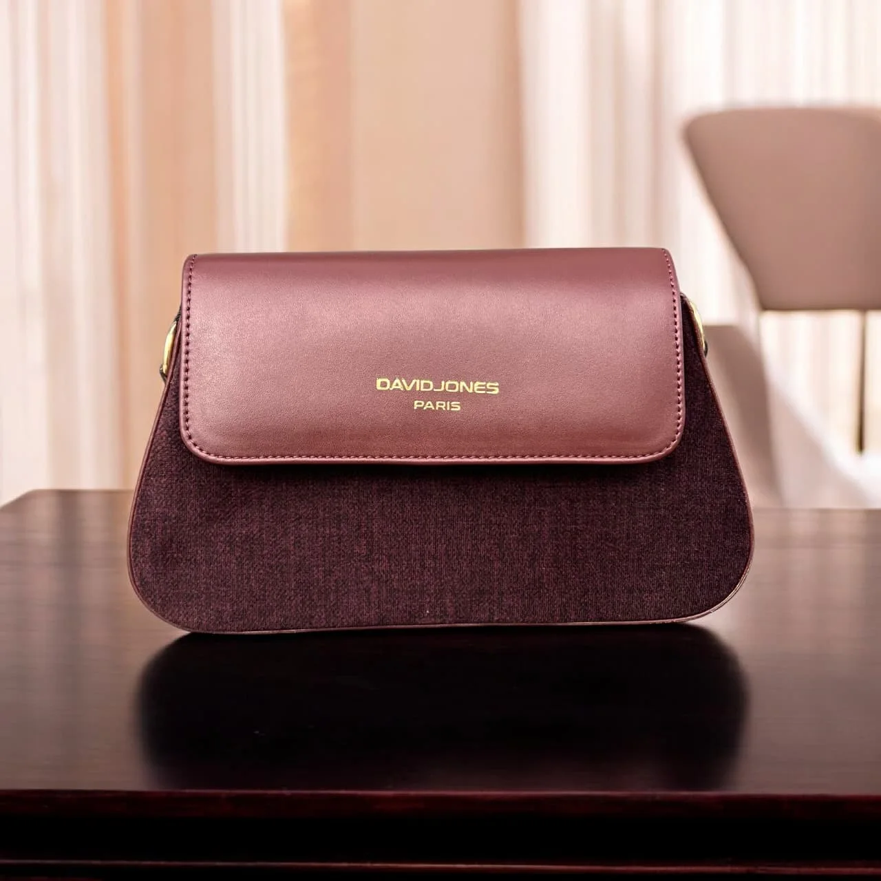 حقيبة يد نسائية الفخامة والعصرية♥️