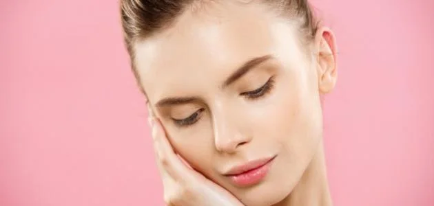 Produits cosmétiques                    مستحضرات التجميل