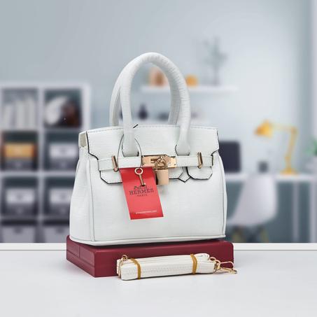 شياااكة ورااحة فحقيبة وحدة 😍👜✨