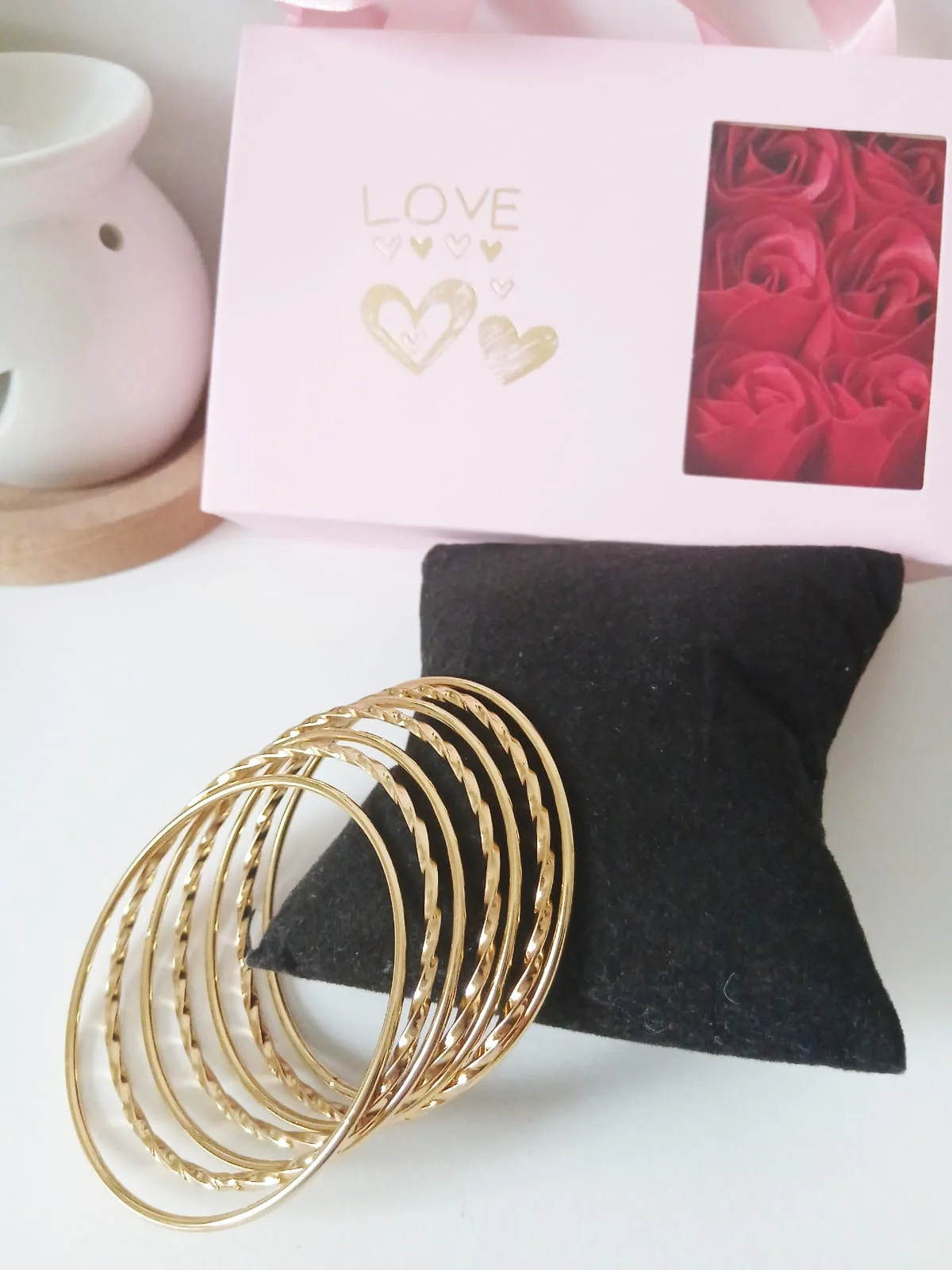 LUMIÈRE D’OR – Set de 7 Bracelets Élégance