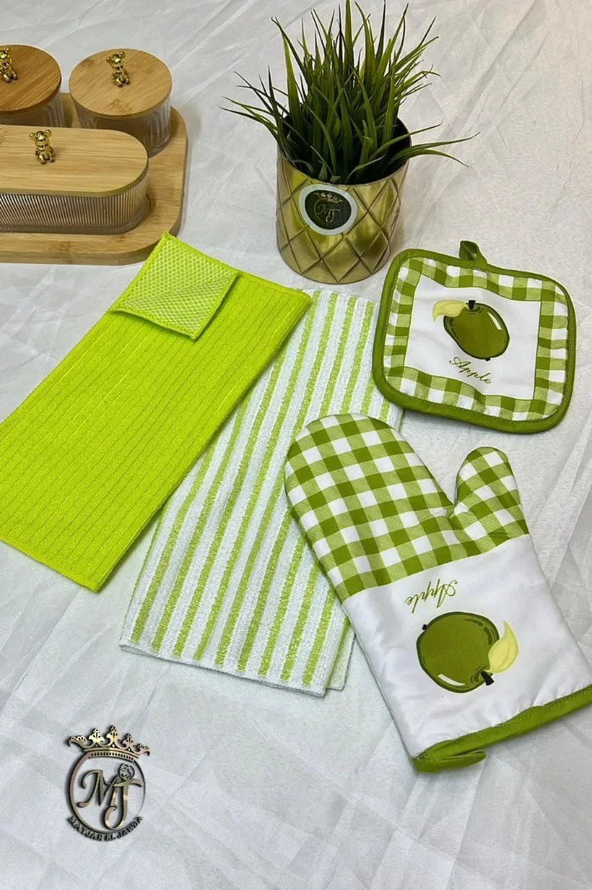 طقم مطبخ عملي وجذاب.