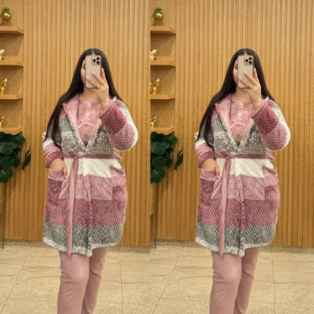 الجديييييد والحصري   طقم بيجامة متكون من 3 قطع   بنوار كانيش +2بياس  مبرة مضوبلة  توب عااااالي الجودة