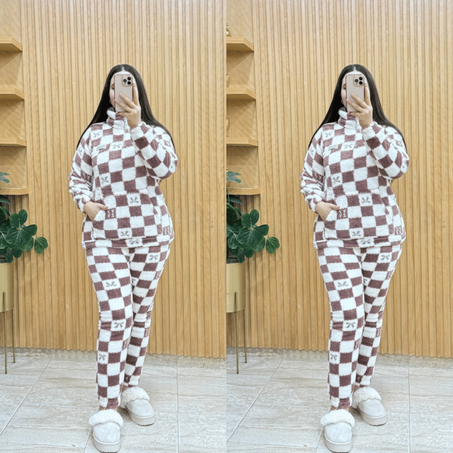 الجديييييييد سيدتي  بيجامة جد جد راقية  شتوية تناسب فصل الخريف وشتاء  خامة التوب كانيش من النوع الممتاز