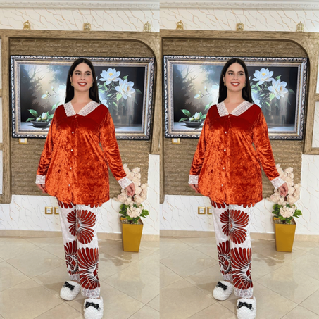 الجدييييييد بيجامة توب مبرة صدف مرايا عالية الجودة  موضيل أكتر من رائع تصميم راقي ومميز، يجمع بين الدفء والأناقة، مثالي لفصل الخريف والشتاء.