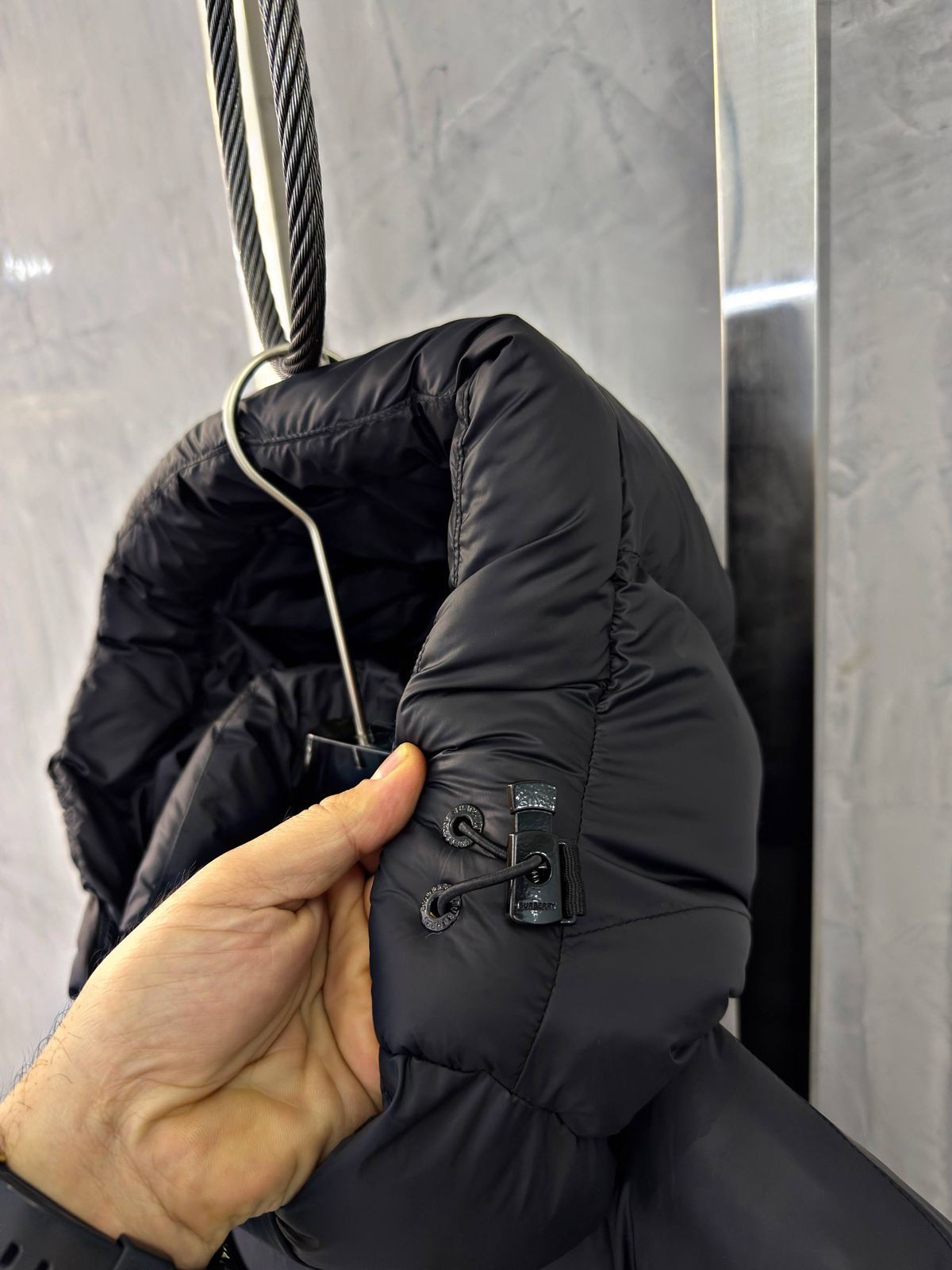 BURBERRY LONDONE ENGLAND